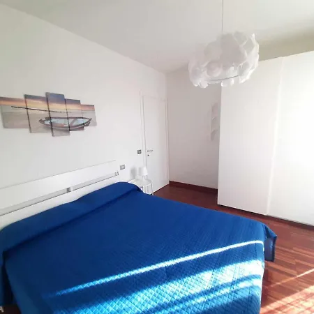 R19 - Bilocale In Con Piscine Apartamento *
