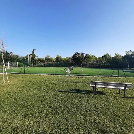 R19 - Bilocale In Con Piscine Apartamento Numana